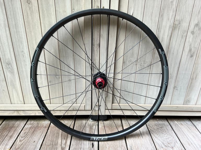 Brugt Stans Notubes Arch CB7 27, 5" 2020 bike — billede 2 af 6