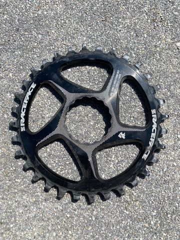 Używany Race Face Direct Mount CINCH System | 12-speed Shimano - 32t 2023 Drivetrain & Pedals