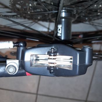 Tweedehands Sram Code R 2025 bike — afbeelding 2 van 5