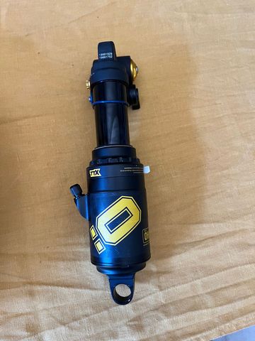 Tweedehands Öhlins ttx air 210x50 Rear Suspension