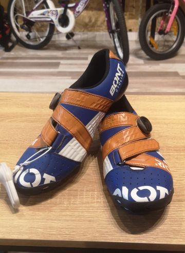 Tweedehands Bont Midnight/Megacrimson Cycling Shoes