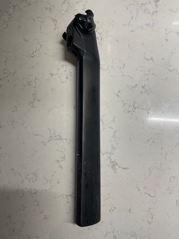Used Specialized Tarmac sl7 seatpost 20mm offset 2021 Saddles & Seatposts