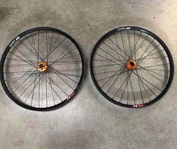 Tweedehands HOPE PRO5 ( NO BOOST)/ DTSWISS FR541 2025 Wheels