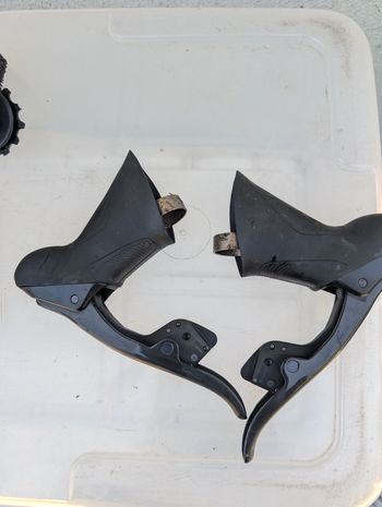 Used Sram red eTap 11 spd rim brake no front derailleur bike — image 7 of 11