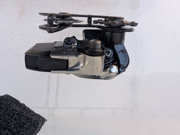 Used Sram red eTap 11 spd rim brake no front derailleur bike — image 10 of 11