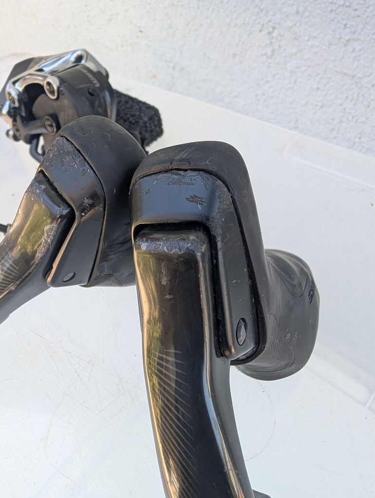 Used Sram red eTap 11 spd rim brake no front derailleur bike — image 2 of 11