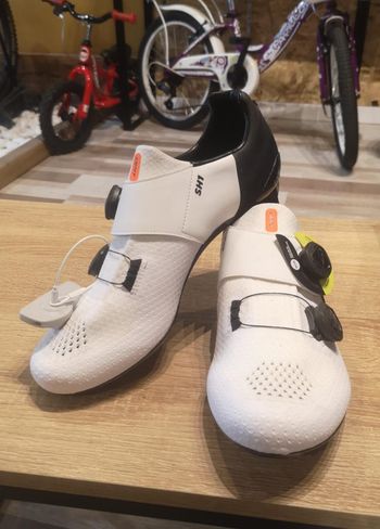 Used Dmt SH1 bike — image 1 of 3