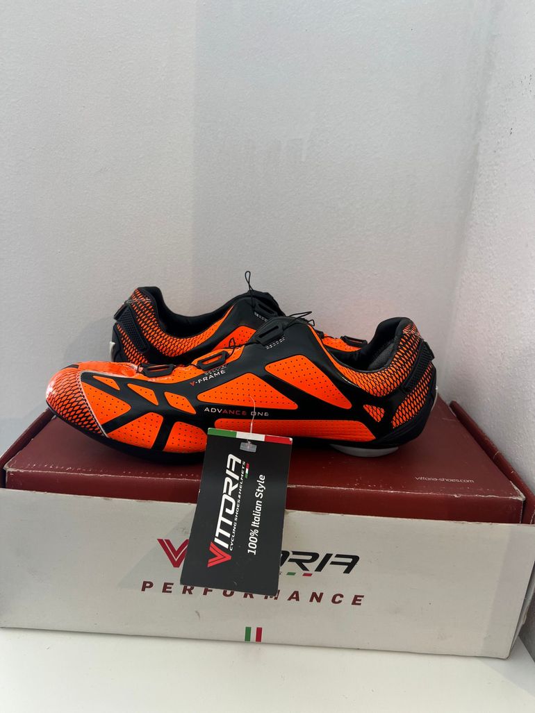 Vittoria Vittoria IKON null