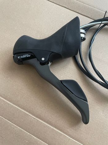 Używany Shimano Claris 2024 Drivetrain & Pedals