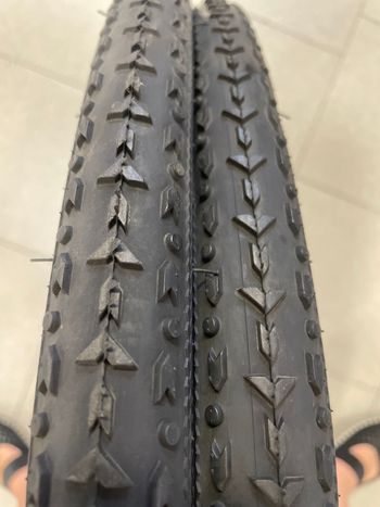 Used Vittoria Terreno mix 2025 bike — image 3 of 4