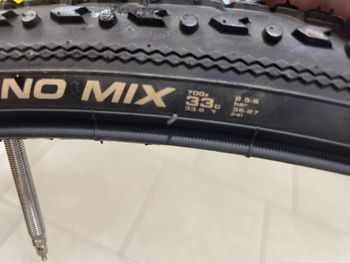 Used Vittoria Terreno mix 2025 bike — image 4 of 4