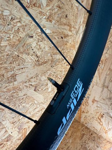 Used Zipp 303SW 2025 bike — image 3 of 7