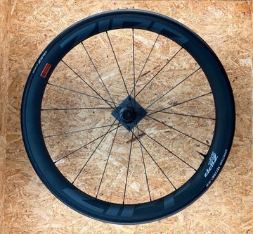Käytetty Zipp 303SW 2025 Wheels