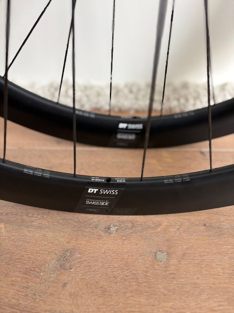 DT SWISS ARC 1600 DICUT DB 前後50mm 中古美品 DT Swiss ARC 1600