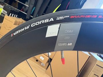 Tweedehands Dt Swiss arc 1400 62mm 2024 Wheels