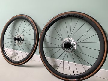 Tweedehands Bontrager Aeolus Elite 35 2025 Wheels