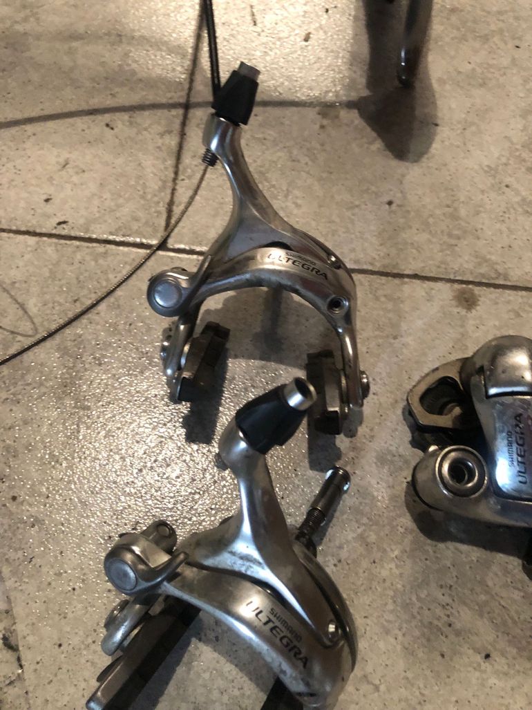 Shimano Dura Ace Comandi Ultegra 10v Comandi Shimano Ultegra 10v - Main Image