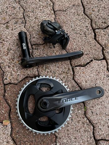 Sram force 2022 Drivetrain & Pedals d'occasion