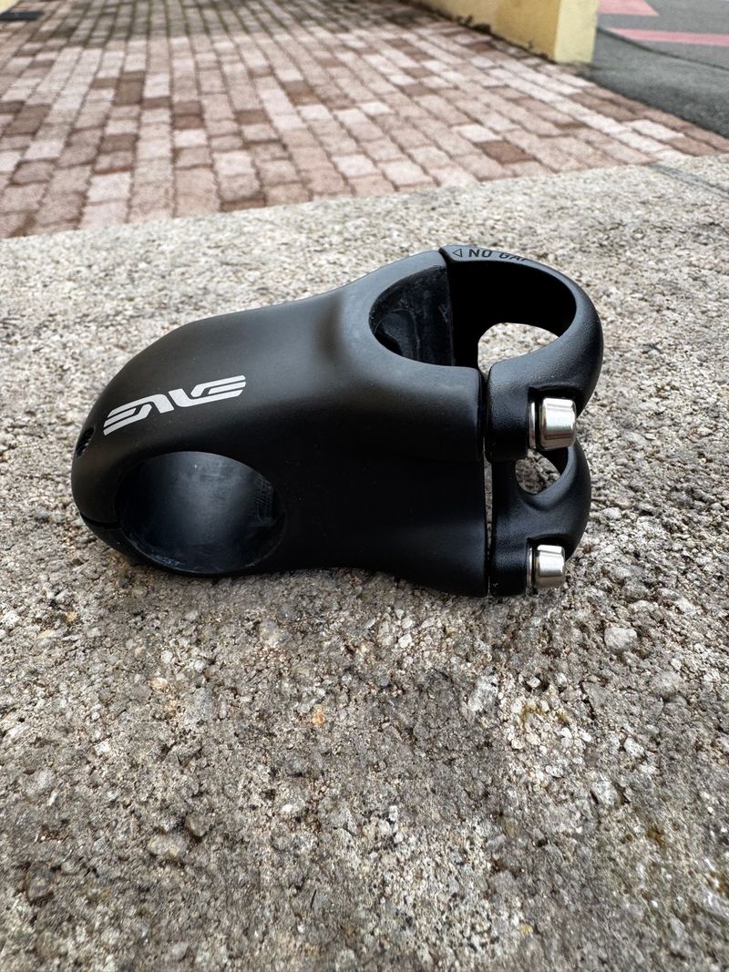 Used Enve M7 vtt 2022 Cockpit