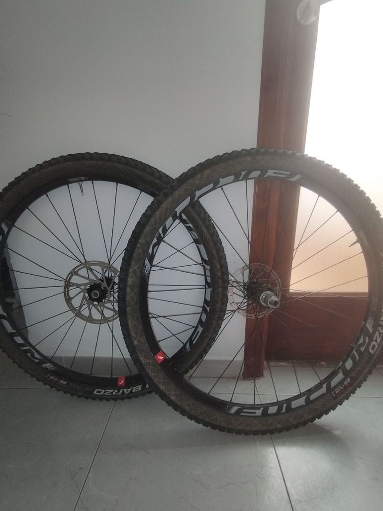 Fulcrum red 7 bike d'occasion — image 6 sur 11