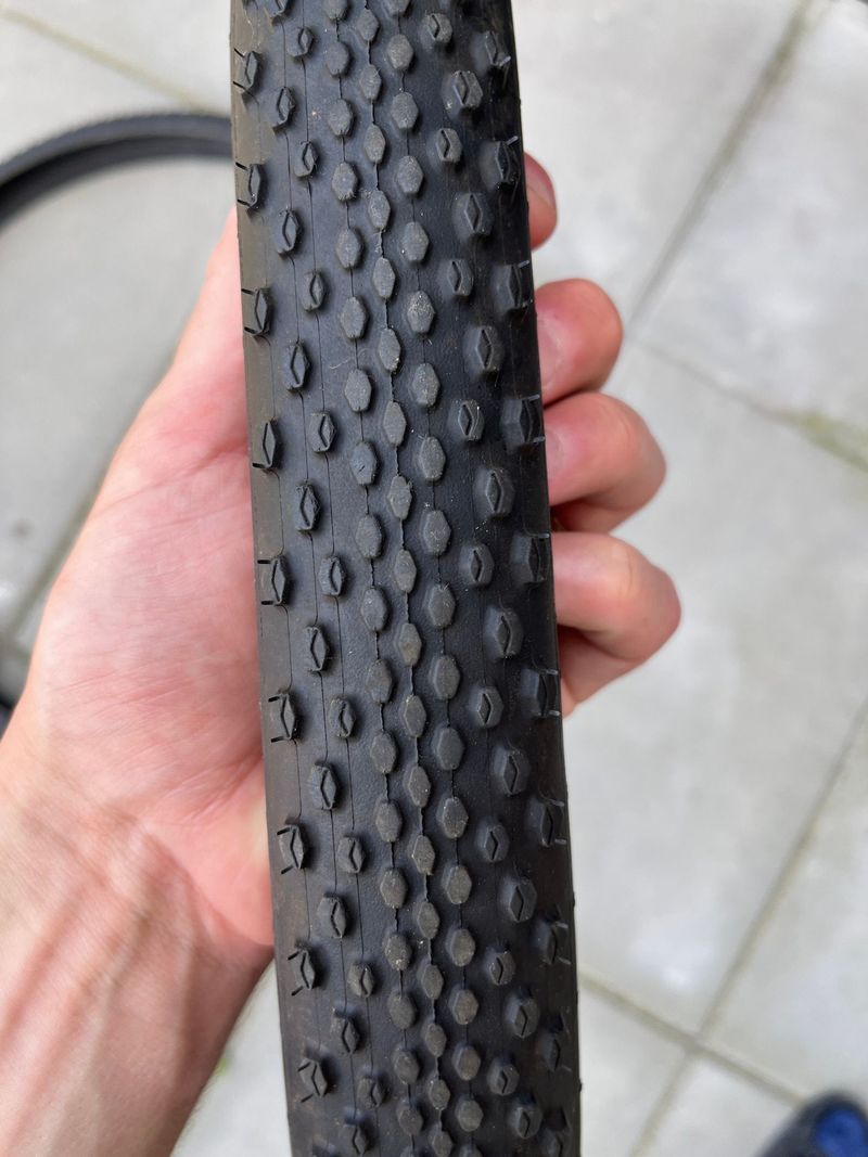 Tweedehands Continental Terra Trail TR e25 40mm Tyres & Tubes
