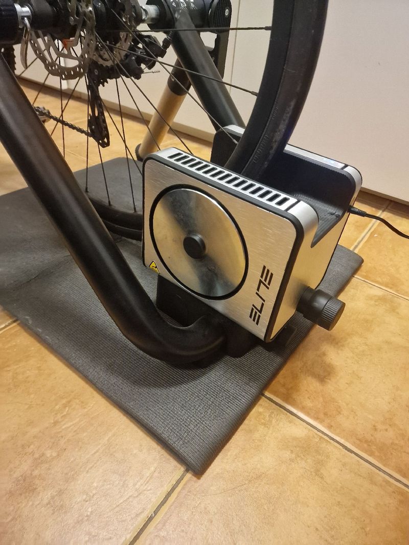 Used Elite Rodillo Elite Tuo 2024 bike