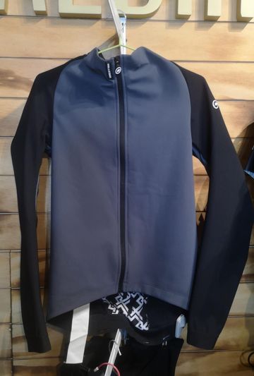 Used Assos EVO Cycling Clothing