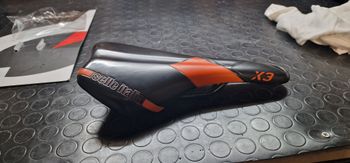 Used Sella Italia x3 2020 bike — image 2 of 4