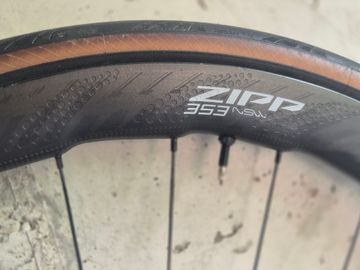 Tweedehands Zipp 353 2022 bike — afbeelding 4 van 5