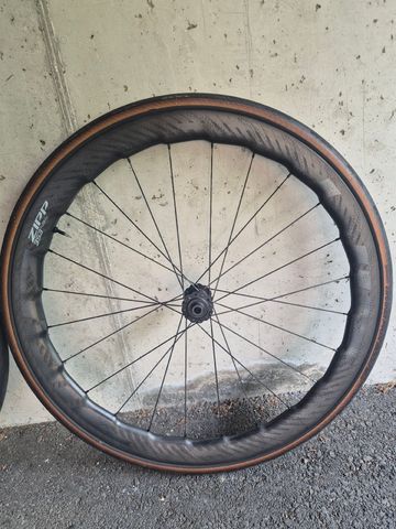 Tweedehands Zipp 353 2022 bike — afbeelding 2 van 5