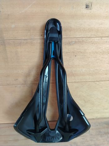 Used Sella Italia xlr superflow 2022 bike — image 3 of 3