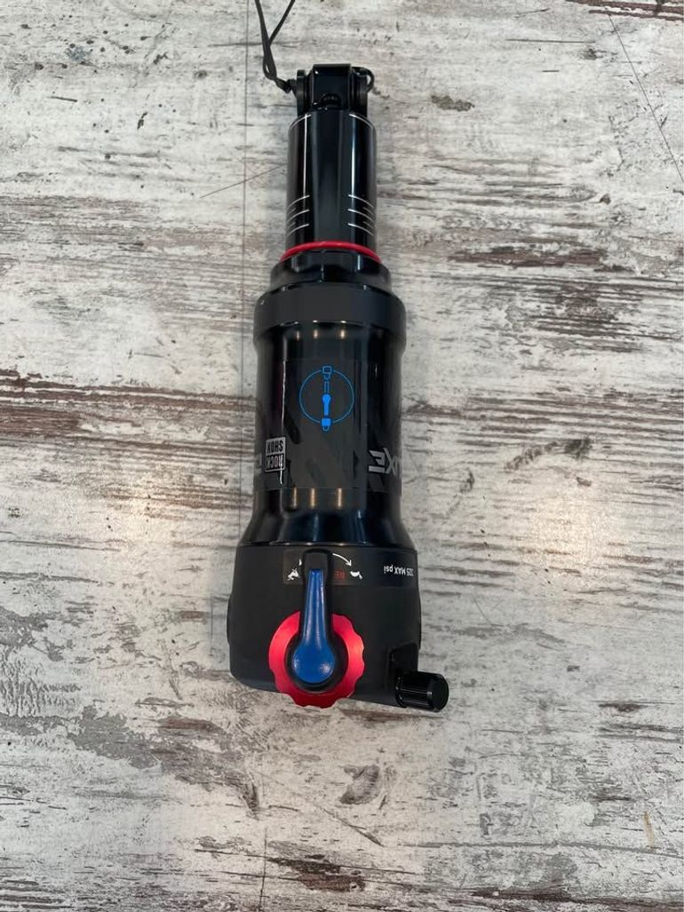 Used RockShox Deluxe select + 2023 bike — image 3 of 4