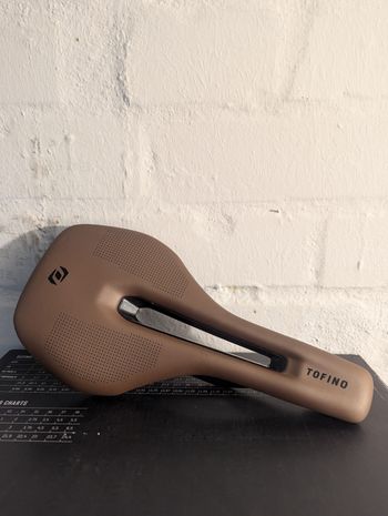 Used Syncros Tofino SL Cut Out Carbon 2024 bike — image 2 of 3