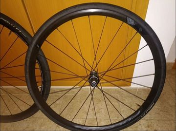 Używany Fullcrum Racing 600DB 2024 bike — zdjęcie 1 z 6