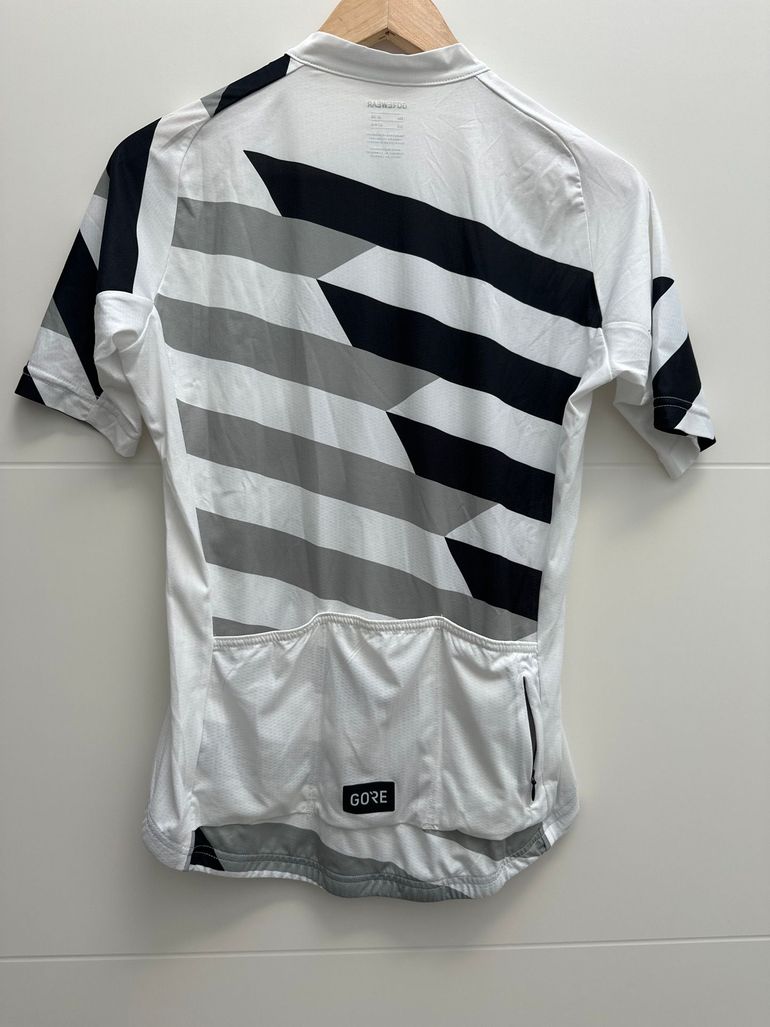 Gorewear Signal 2024 bike usato — immagine 2 di 3