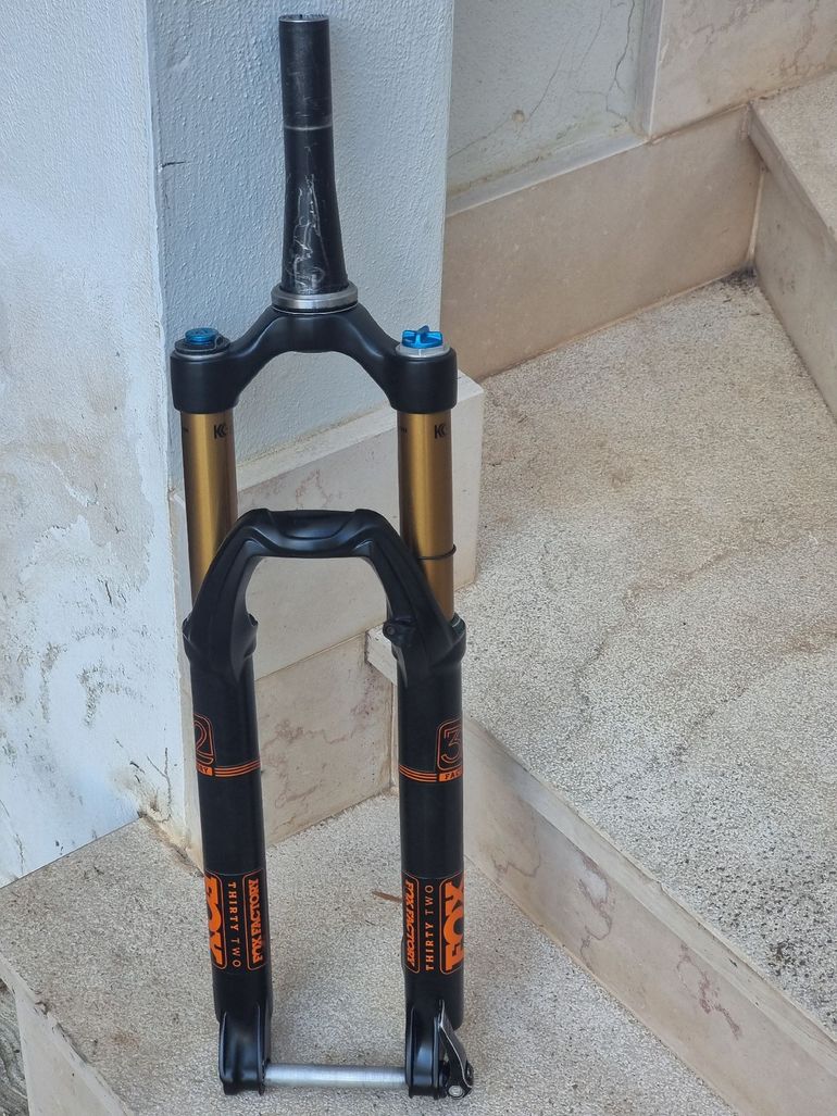 Used Fox Forcella 27.5" Fox 32 KASHIMA CTD 130mm 2016 bike — image 1 of 6