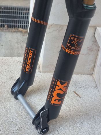 Used Fox Forcella 27.5" Fox 32 KASHIMA CTD 130mm 2016 bike — image 6 of 6