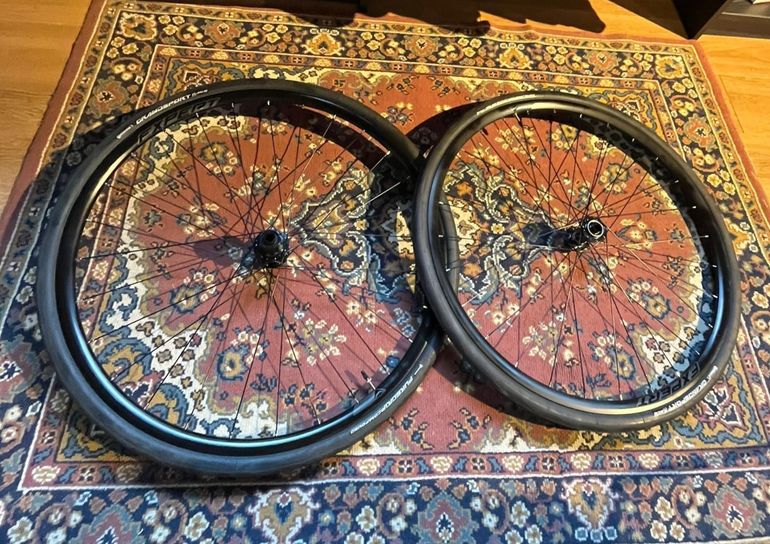 Used Merida Expert bike — image 1 of 4