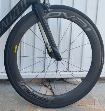Used Roval rapide CXL 60 2017 bike — image 1 of 6
