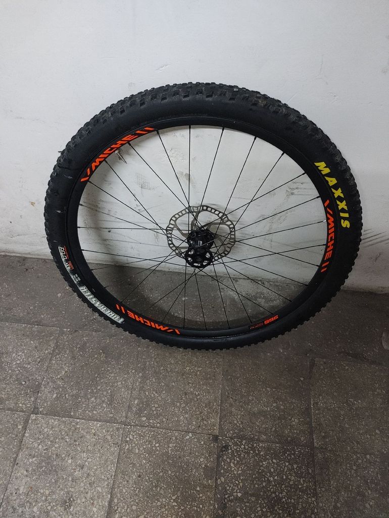 Used miche 566 566 2020 bike — image 7 of 8