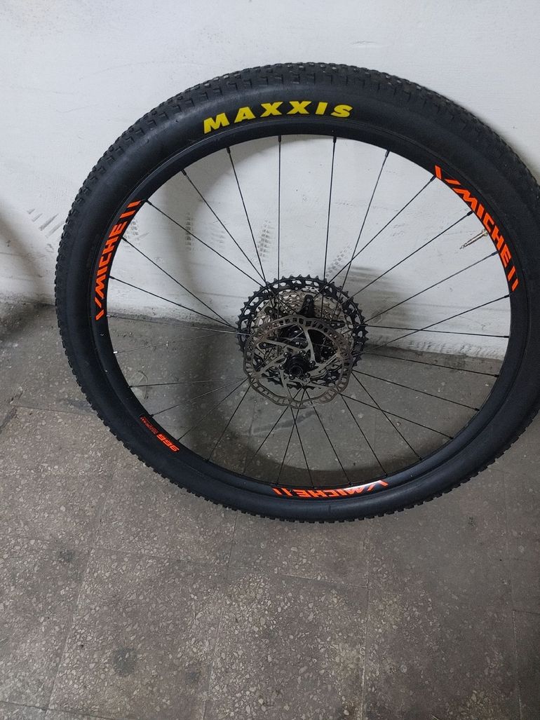 Used miche 566 566 2020 bike — image 8 of 8