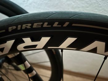 Gebrauchtes Bontrager Aeolus Pro37 2024 bike — Bild 2 von 4