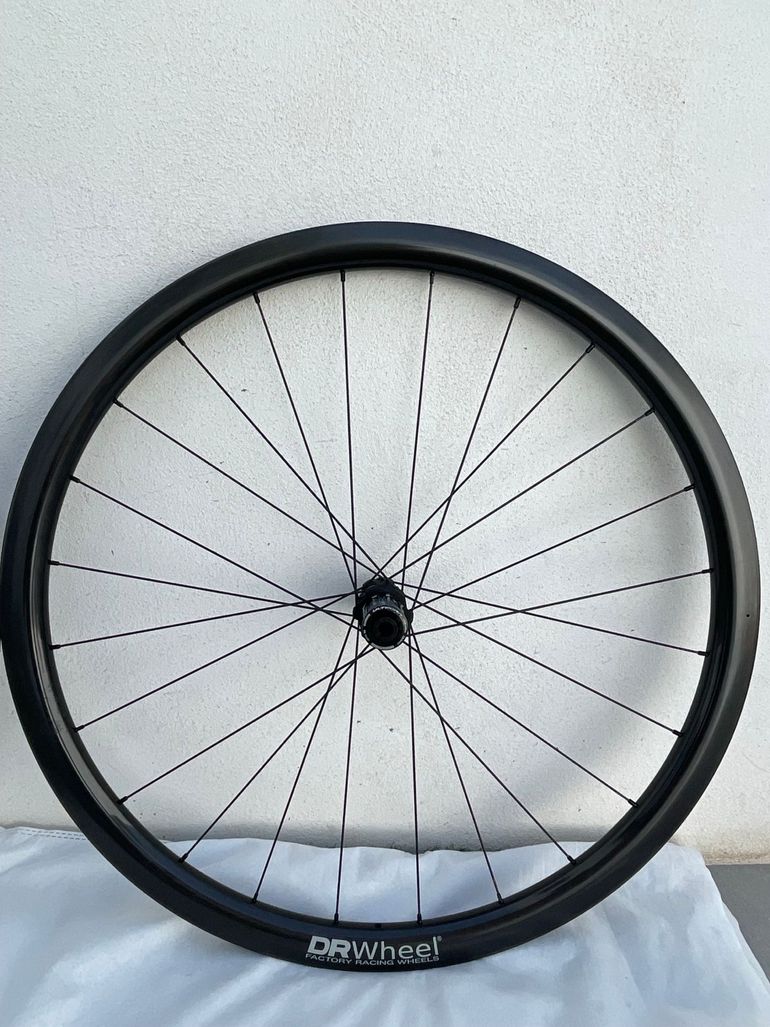 Used DR Wheel Factory 35 disc 2024 bike — image 4 of 6