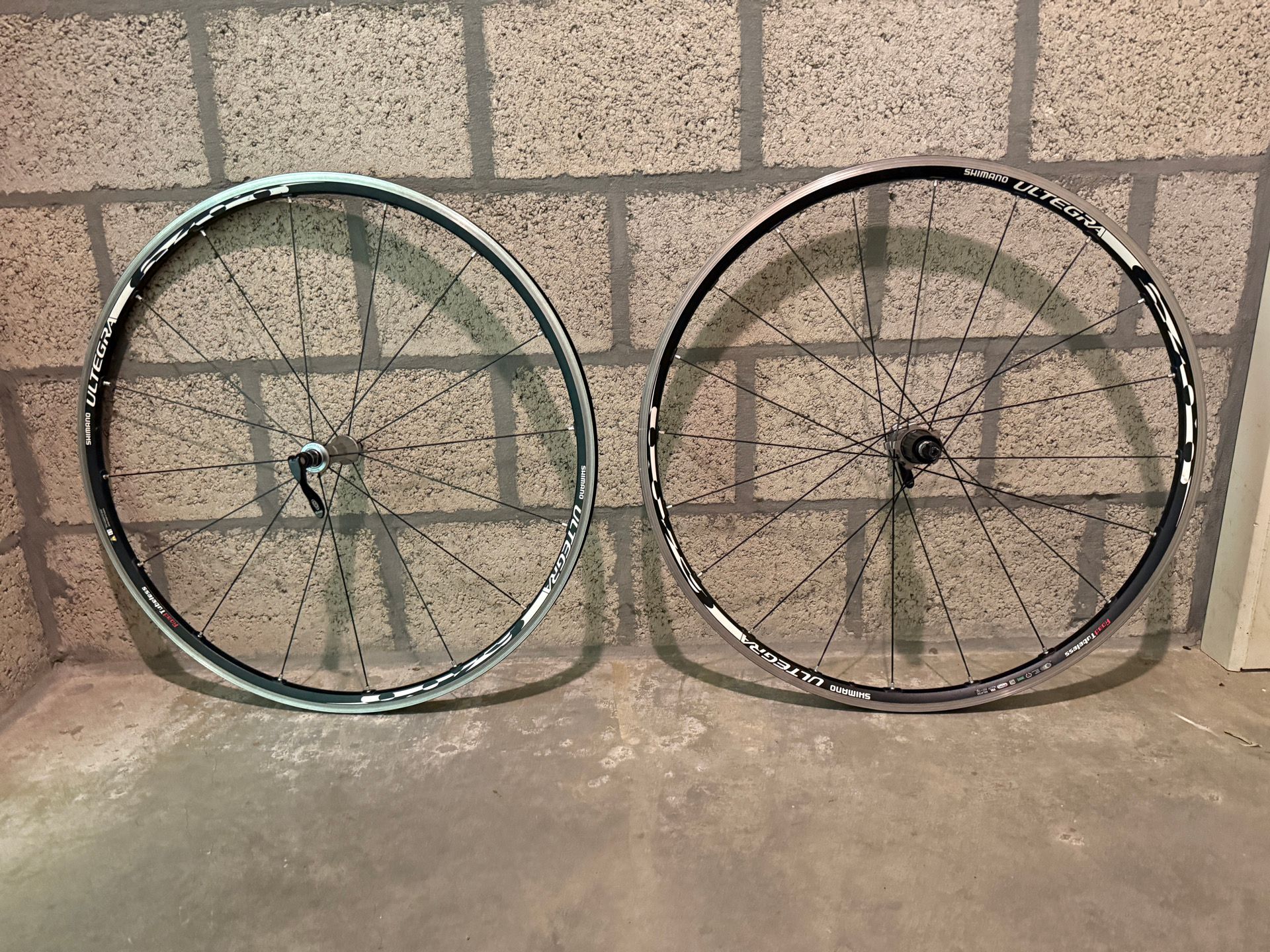 Shimano ULTEGRA 前後WH-6700 10s ホイール Shimano Ultegra 完組