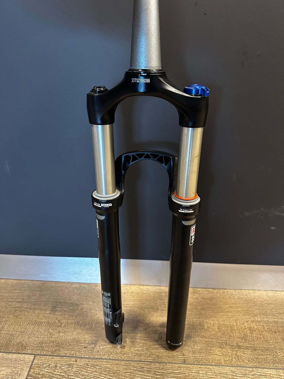 RockShox Recon 140mm 29インチ ブースト エアサス 44a1bfc2-de92-4c94-ac39-