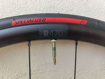 Used Dt Swiss R 470 2024 bike — image 4 of 5