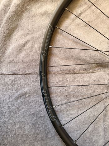 Used Stans Notubes Flow ex3 2024 bike — image 2 of 6
