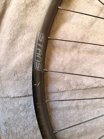 Used Stans Notubes Flow ex3 2024 bike — image 4 of 6
