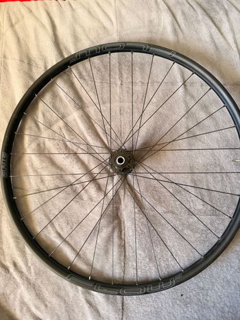 Used Stans Notubes Flow ex3 2024 bike — image 1 of 6