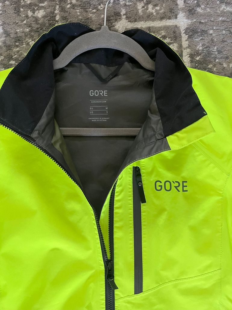 Gorewear Gore Tex Paclite 2024 bike d'occasion — image 4 sur 7